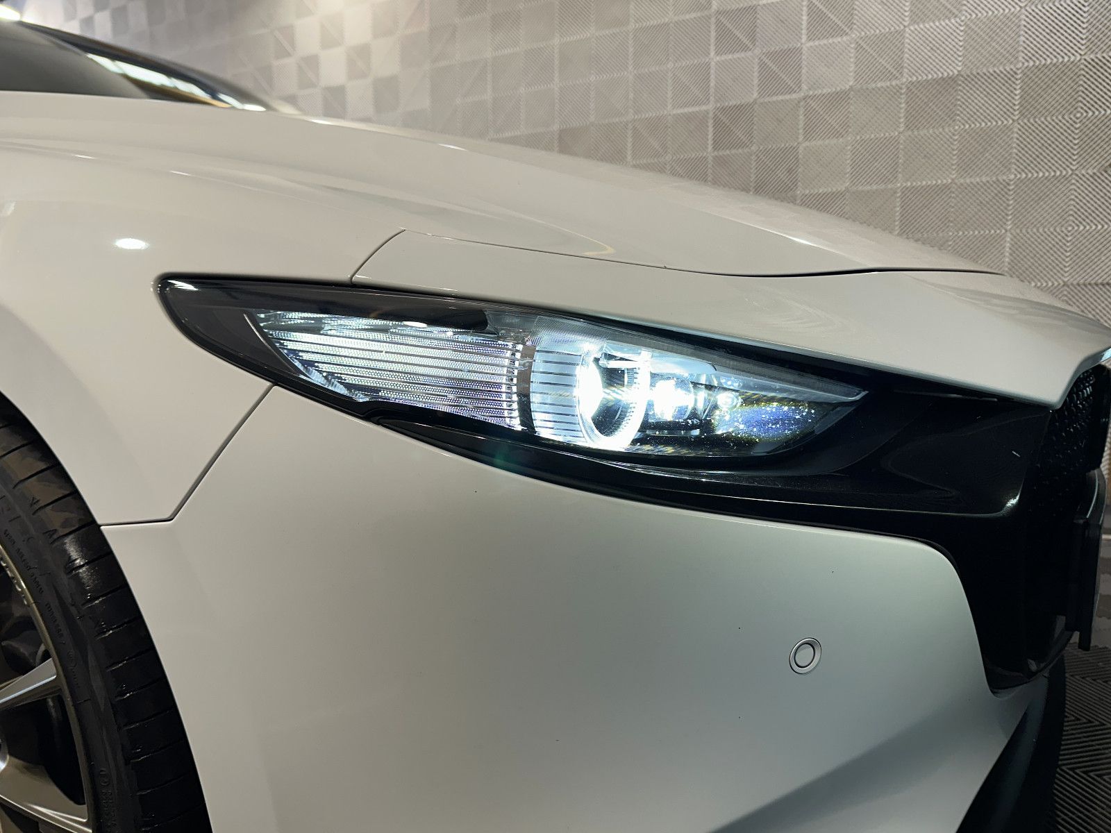 Mazda 3 Lim. M-Hybrid*SELCETION*LED-360°-ACC-HUD-LHZ foto 9