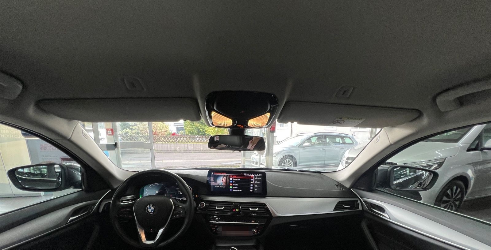 BMW 520d Touring AHK+Driving Assist+HiFi+Parkassist. foto 15