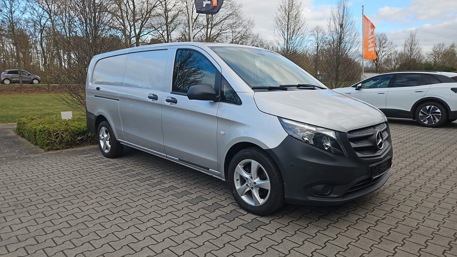 Mercedes-Benz Vito Kasten 116 CDI RWD extralang Kamera Navi foto 2