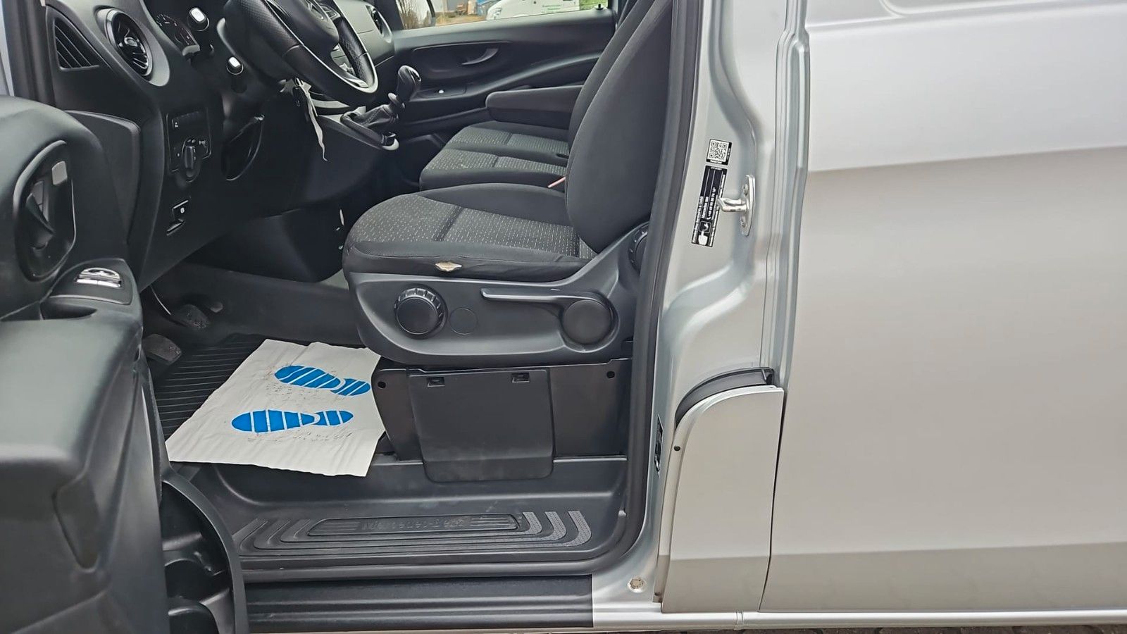 Mercedes-Benz Vito Kasten 116 CDI RWD extralang Kamera Navi foto 10