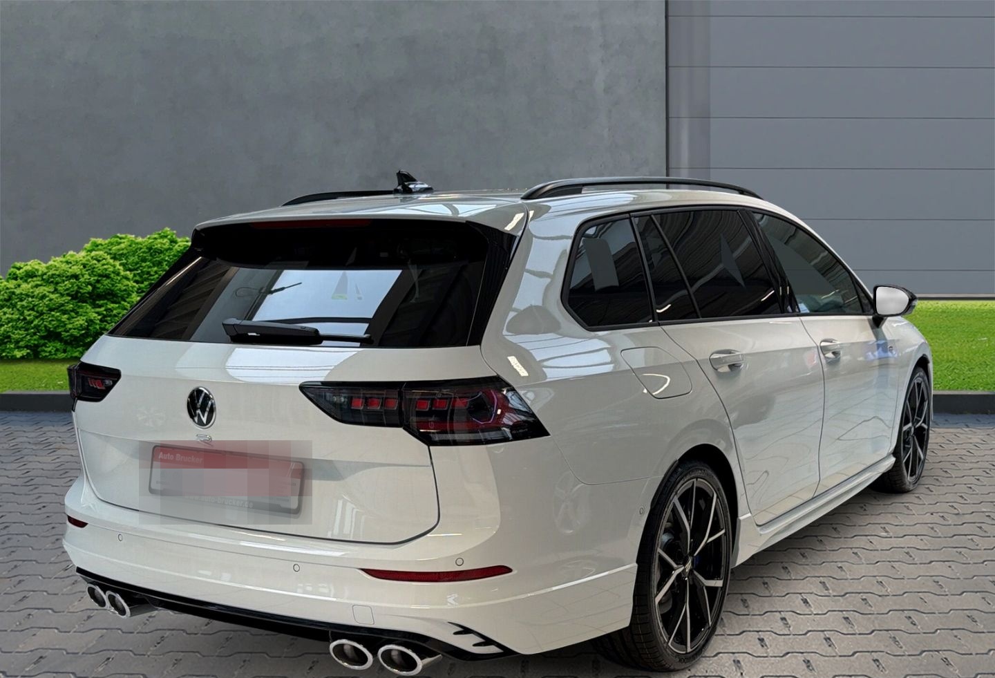Volkswagen Golf VIII Variant 2.0 TSI 4Motion R AHK+PDC+Lenk foto 4
