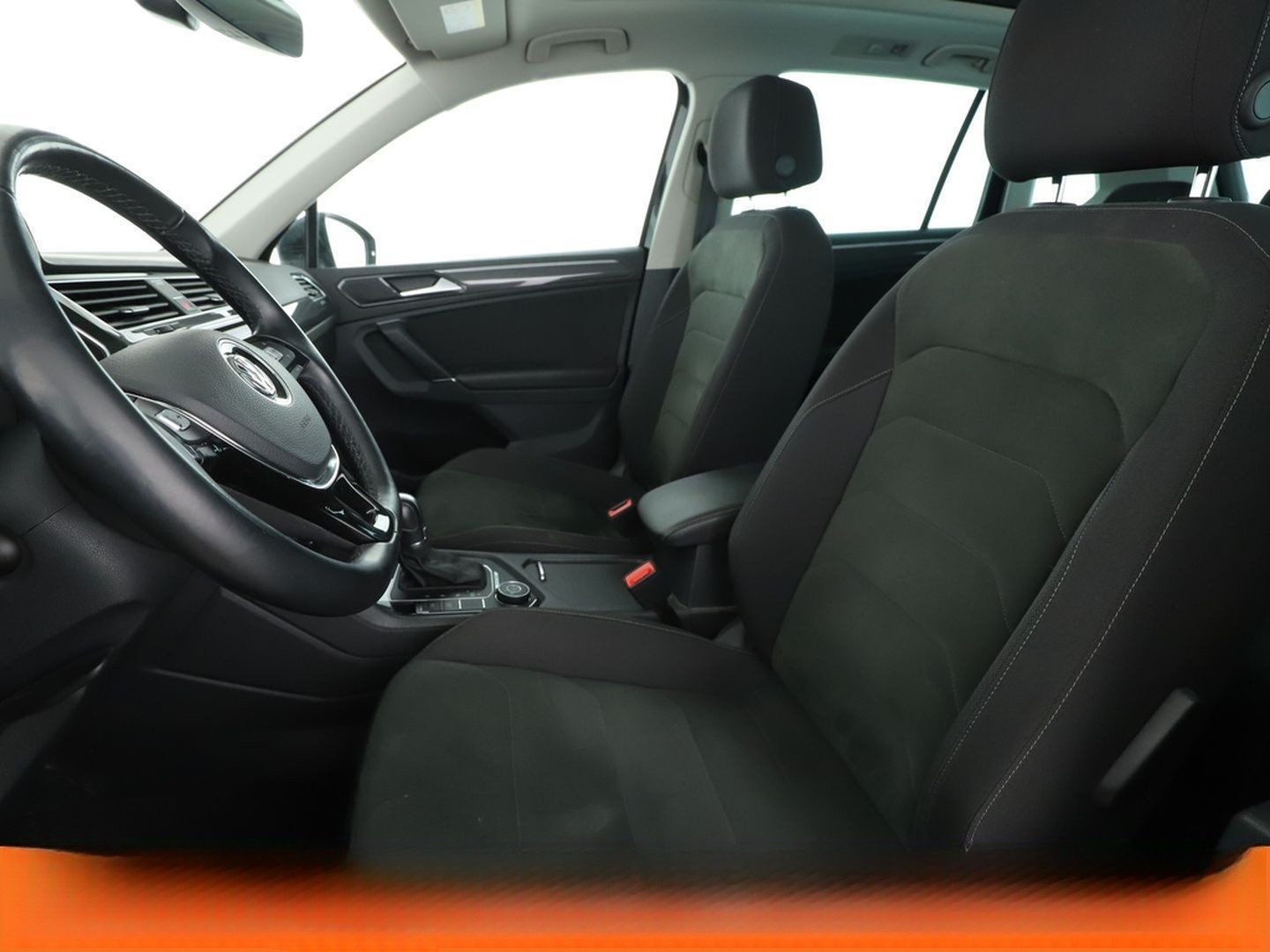 Volkswagen Tiguan 2.0 TSI Highline 4Motion BM Aut.*NAVI*LED foto 10