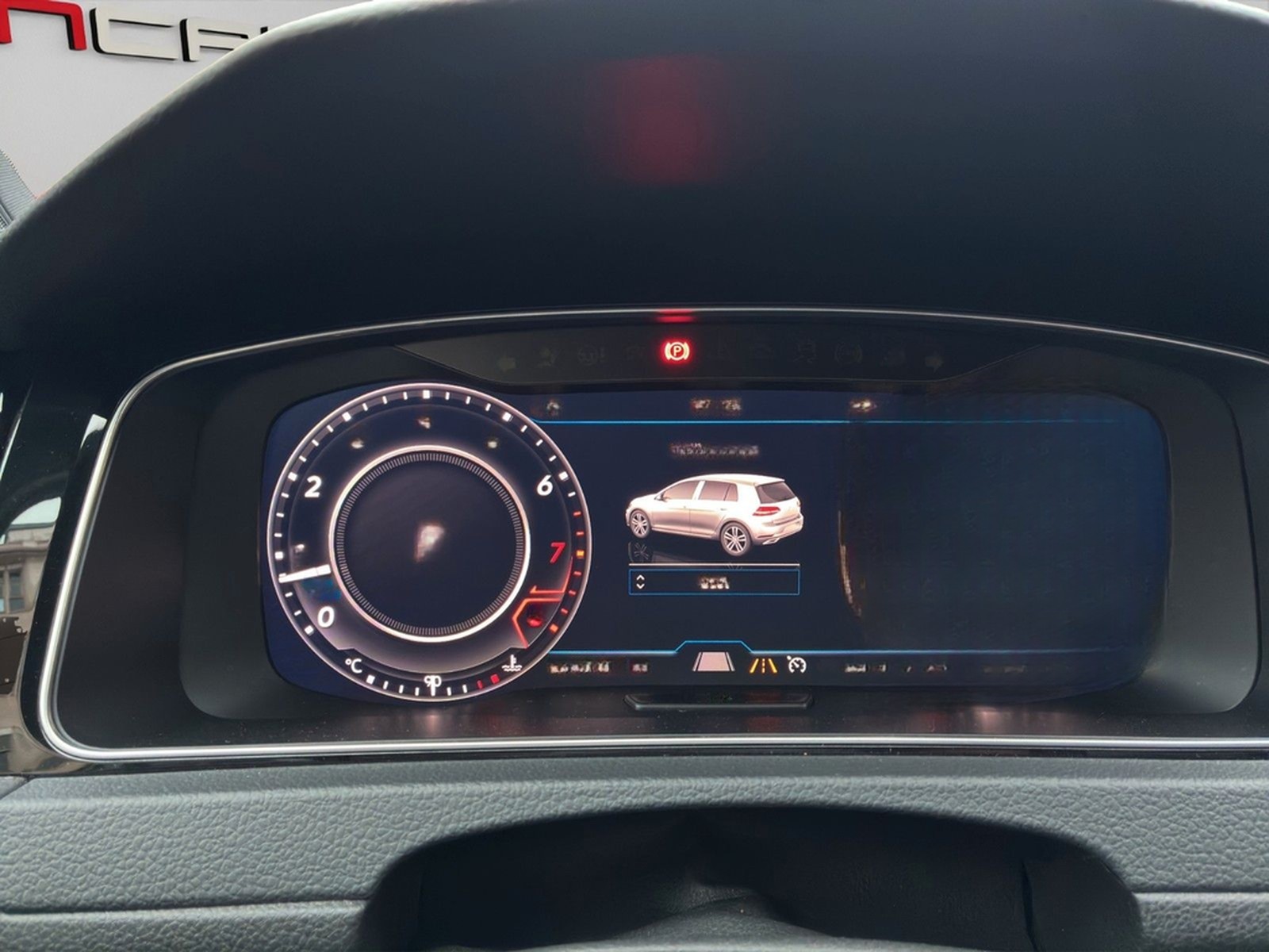 Volkswagen Golf VII Lim. R  4Motion // Akrapovic // foto 11