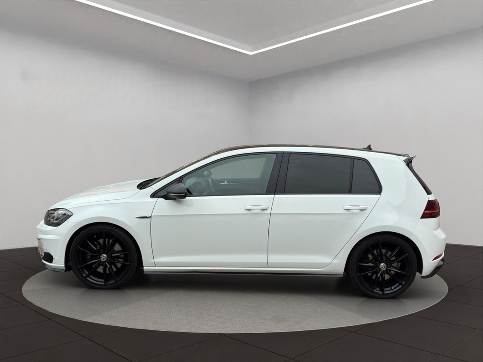 Volkswagen Golf VII Lim. R  4Motion // Akrapovic // foto 3