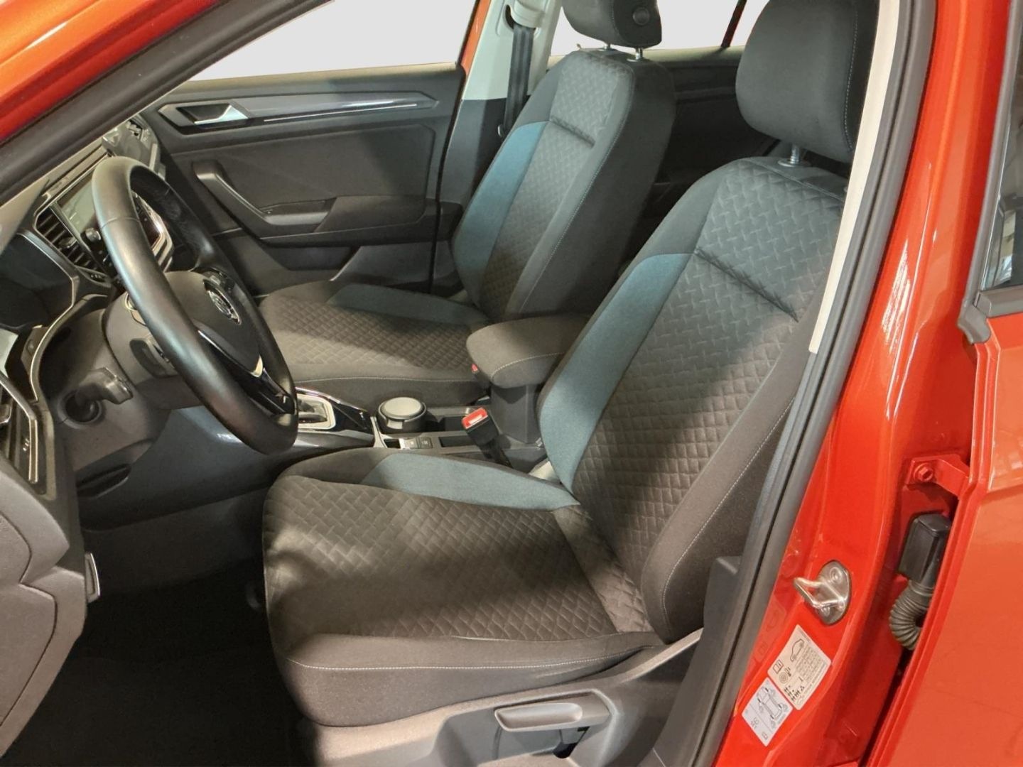 Volkswagen T-Roc 2.0TDI 7-DSG IQ.Drive ACC AHK LED BlindSpo foto 10