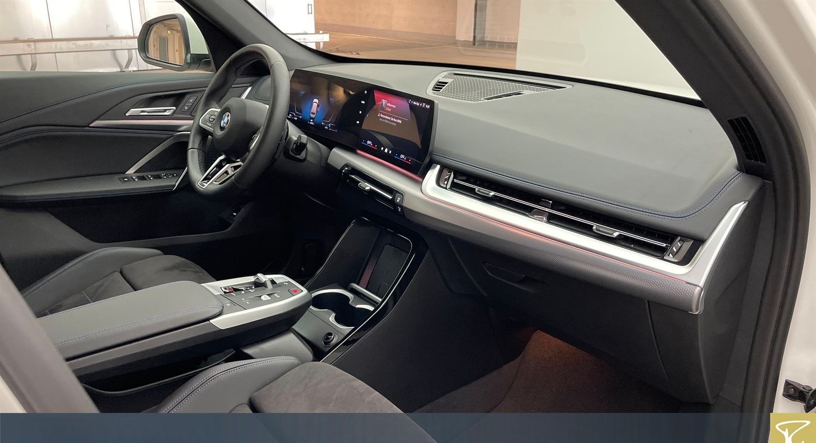 BMW X1 xDrive23d A M-Sport,AHK, Keyless, DAB foto 13