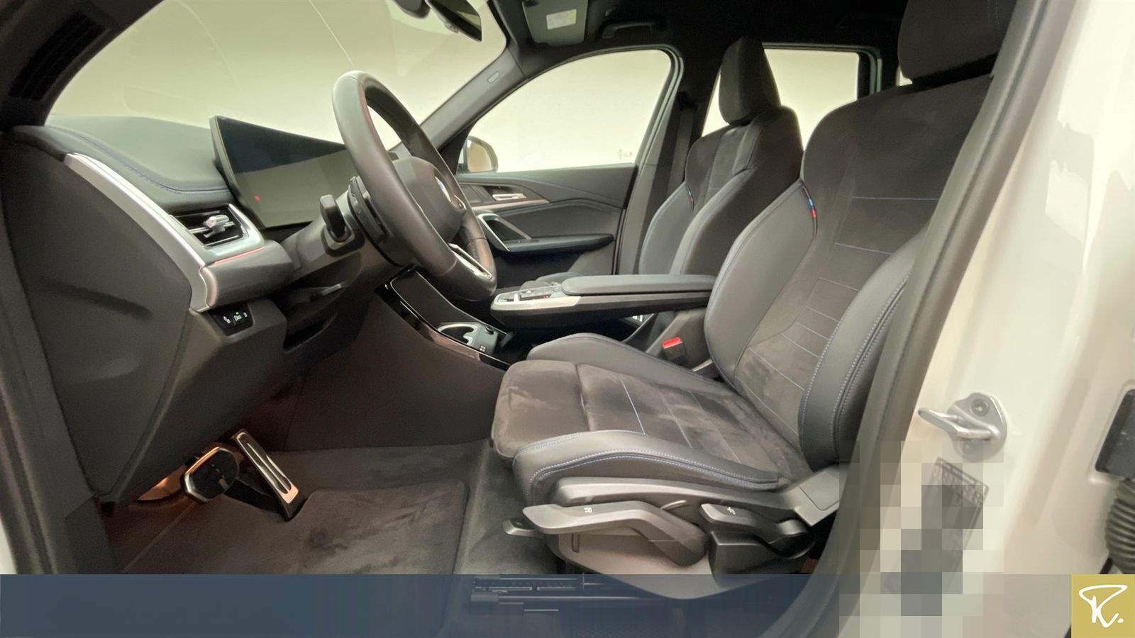 BMW X1 xDrive23d A M-Sport,AHK, Keyless, DAB foto 4