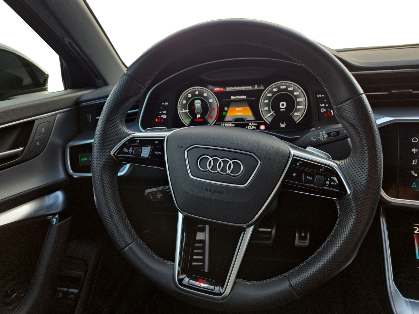 Audi A6 Avant sport 55 TFSI e quattro S tronic ECONOM foto 13