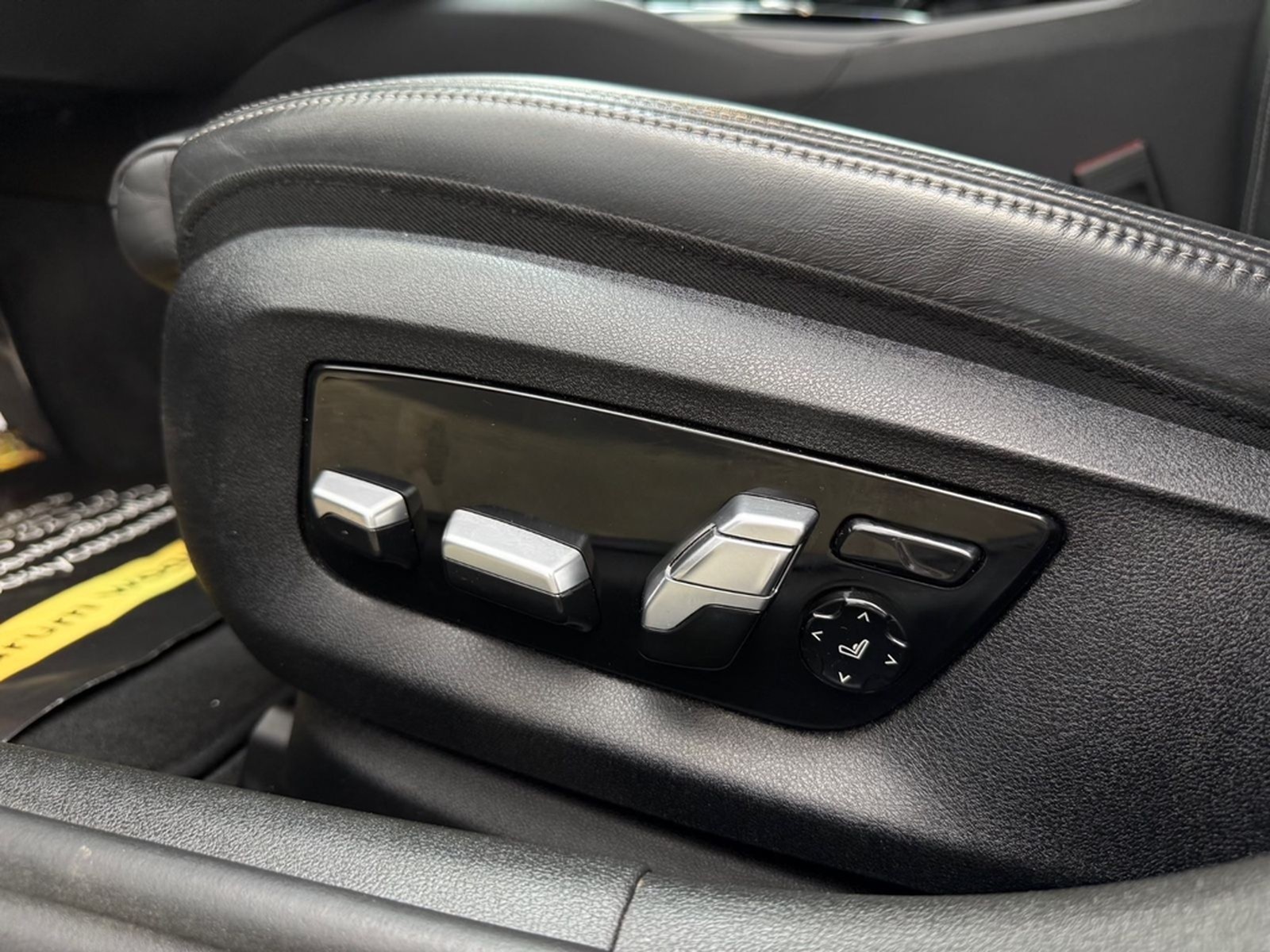 BMW M550 i xDrive M Sport *SOFT-CLOSE*MEMO*SOUND* foto 17
