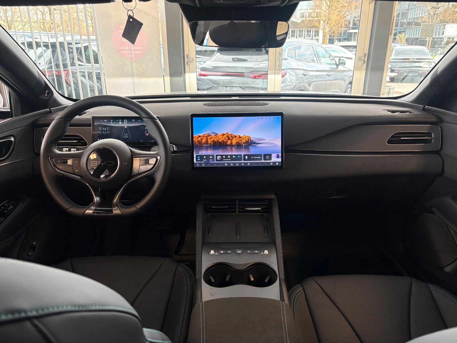 BYD Seal 6 135 kW 1.5 PHEV DM-i Boost foto 11