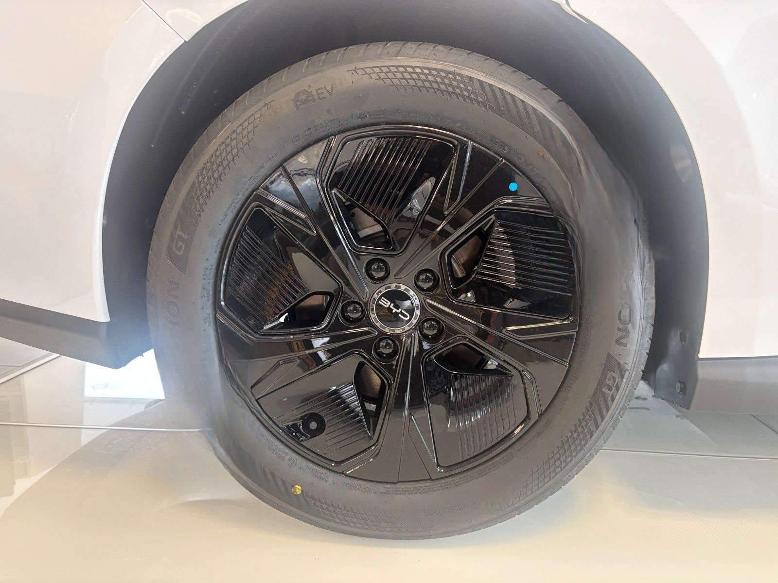 BYD Seal 6 135 kW 1.5 PHEV DM-i Boost foto 20