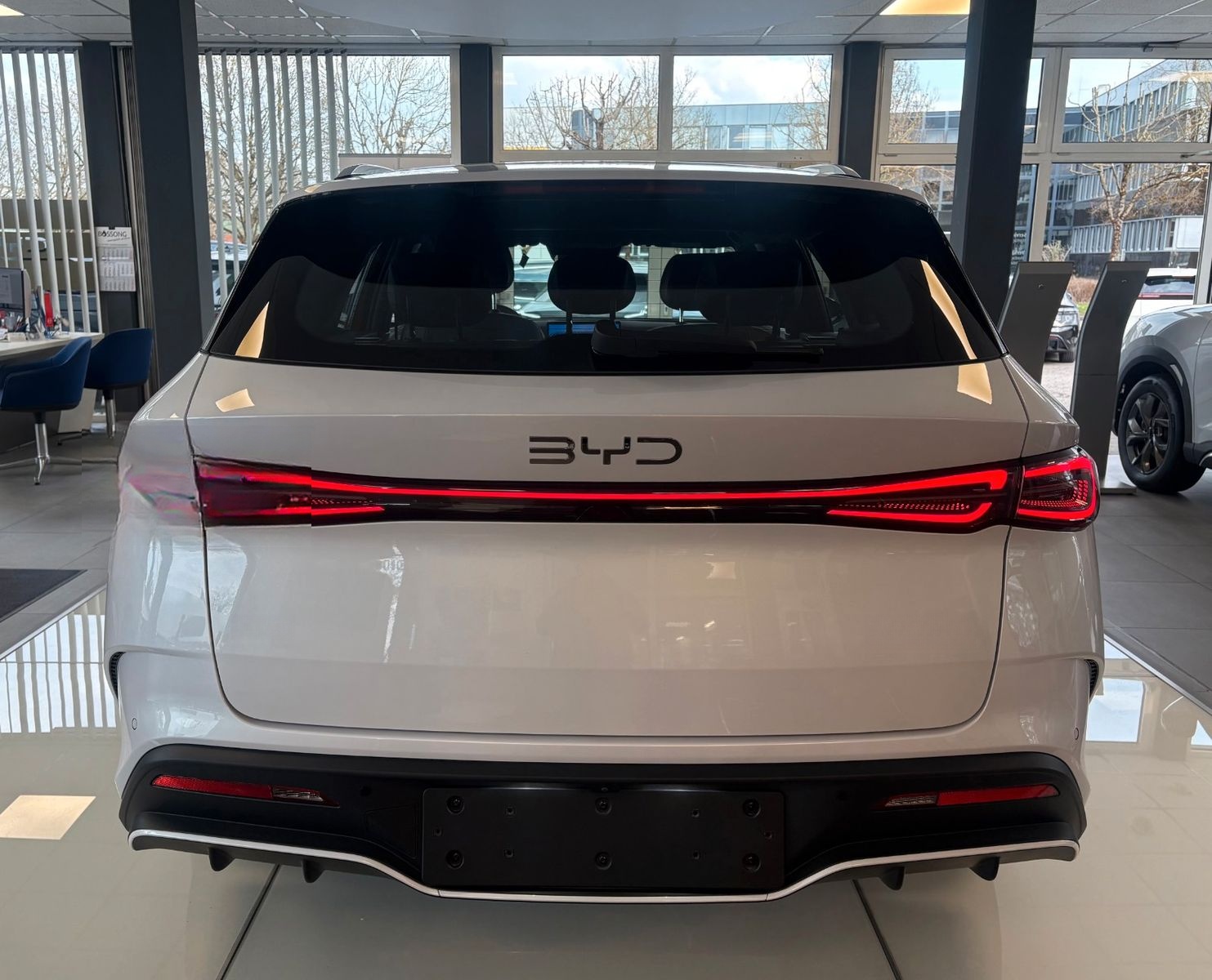 BYD Seal 6 135 kW 1.5 PHEV DM-i Boost foto 6