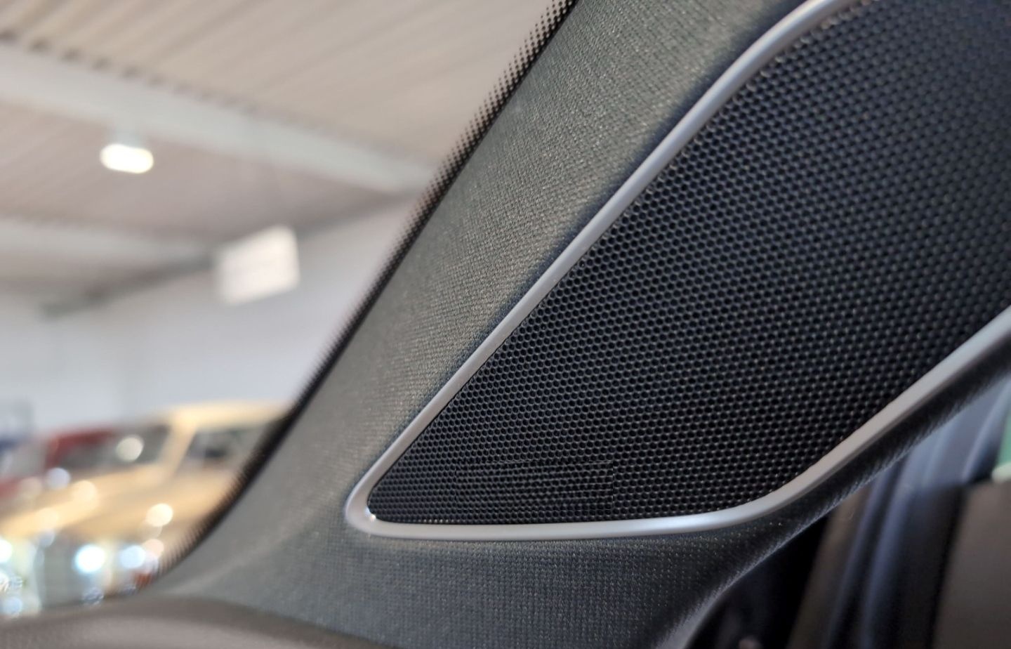 Volkswagen Touareg 3,0 TDI V6 4Motion R-Line DYNAUDIO+AHK foto 17