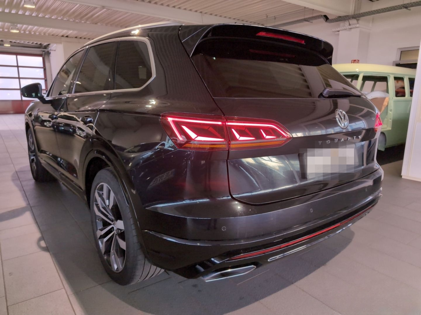 Volkswagen Touareg 3,0 TDI V6 4Motion R-Line DYNAUDIO+AHK foto 19