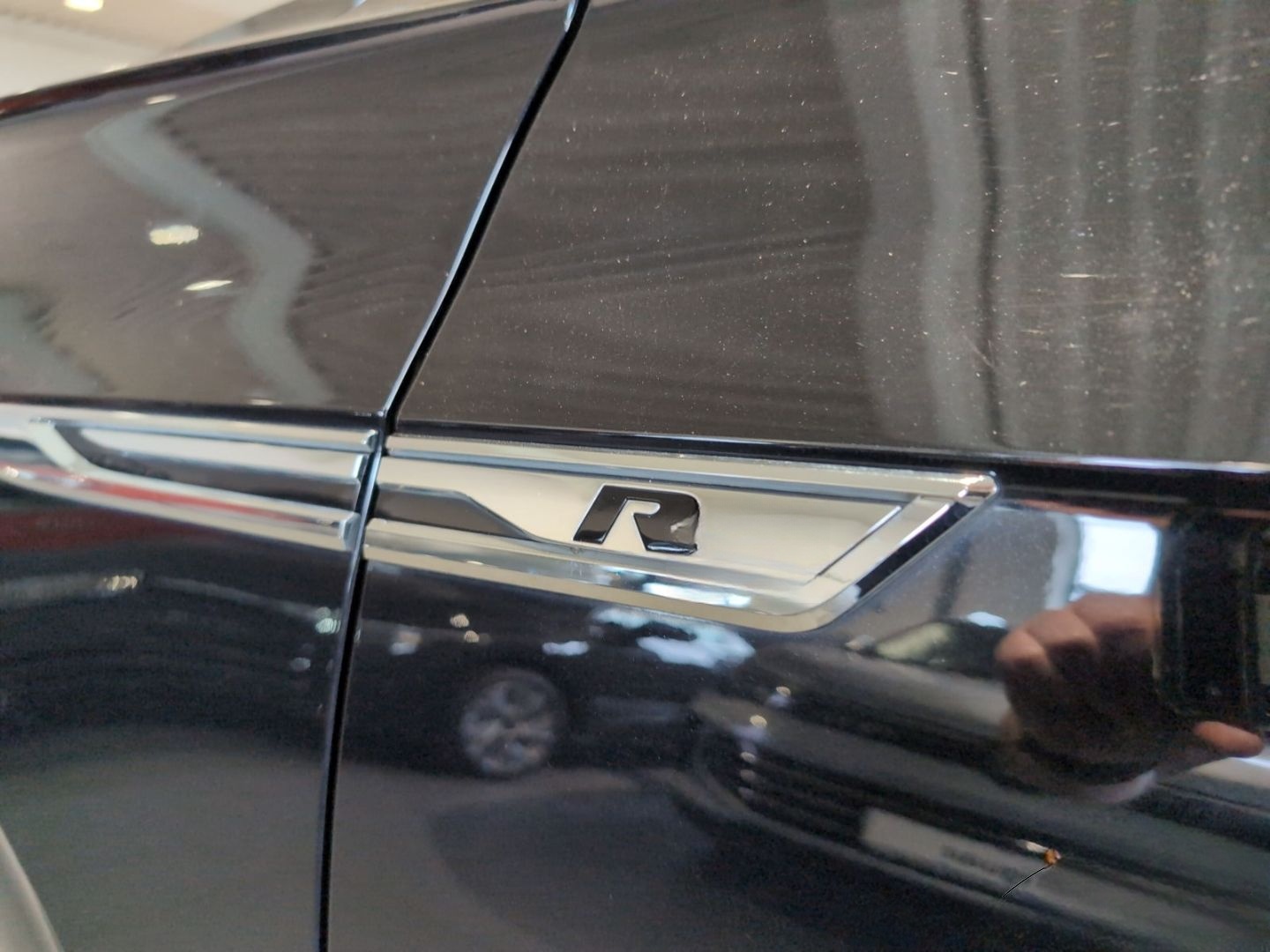 Volkswagen Touareg 3,0 TDI V6 4Motion R-Line DYNAUDIO+AHK foto 22