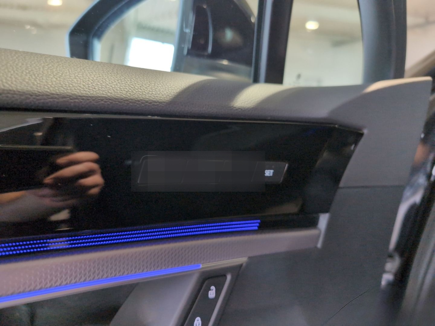 Volkswagen Touareg 3,0 TDI V6 4Motion R-Line DYNAUDIO+AHK foto 25