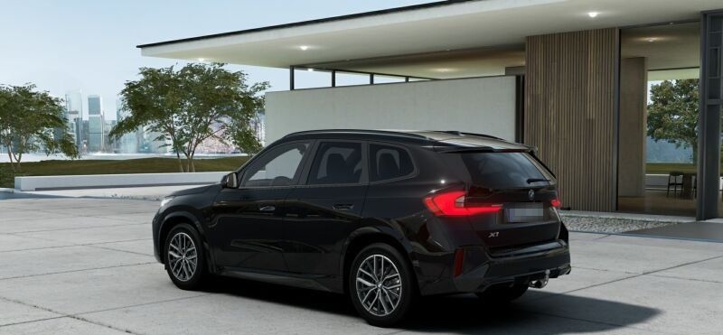 BMW X1 sDrive18d M Sportpaket foto 2