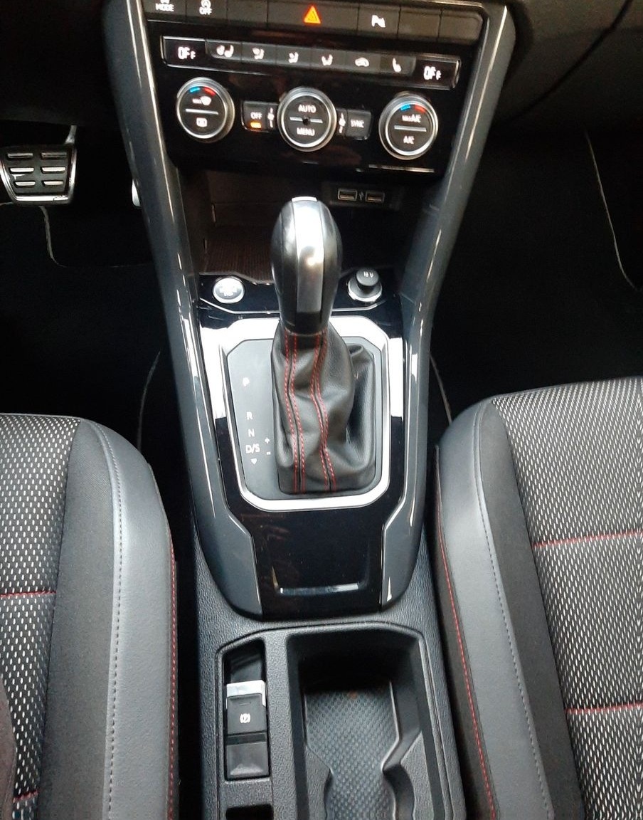Volkswagen T-Roc Sport foto 15