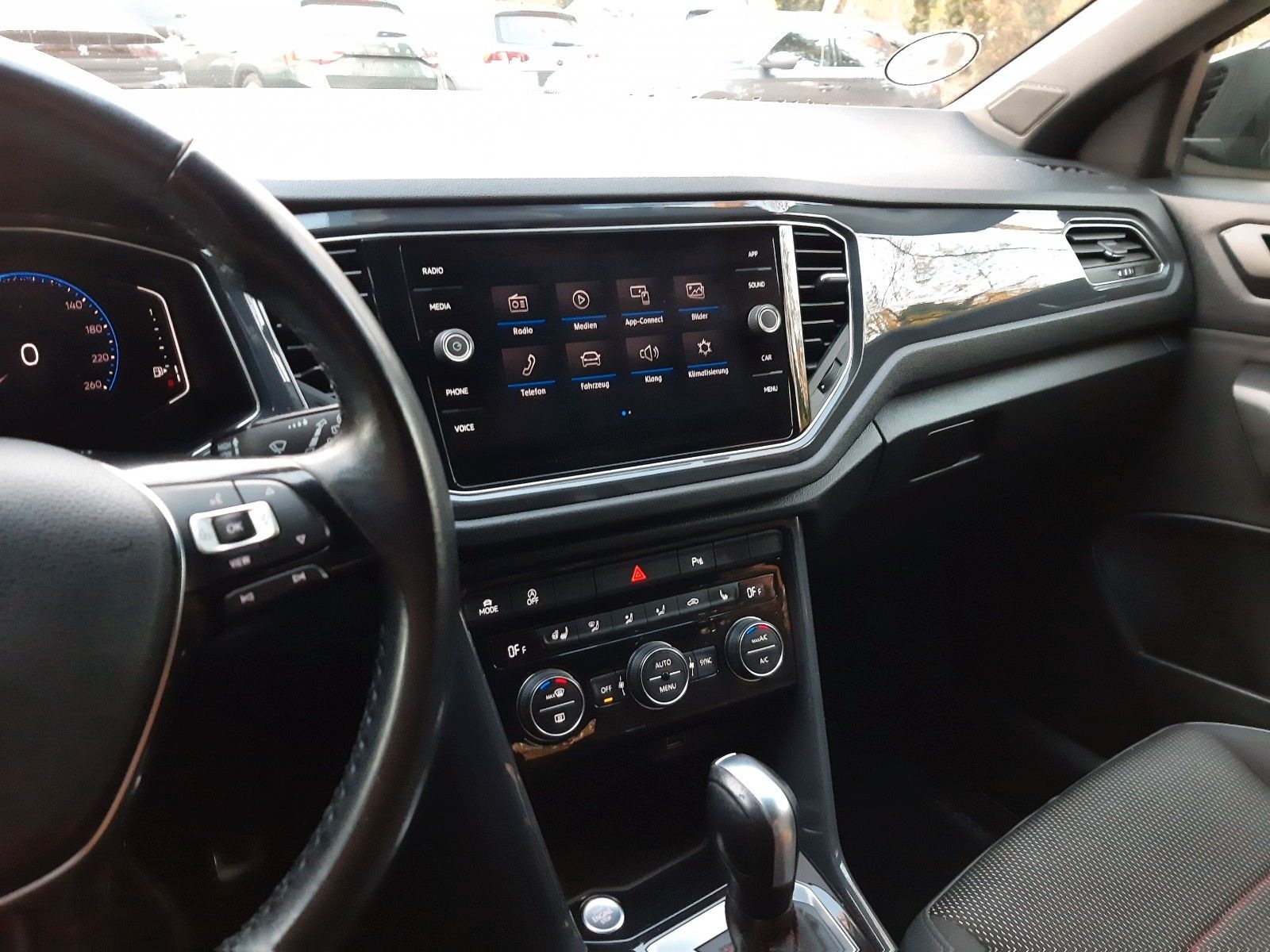 Volkswagen T-Roc Sport foto 6