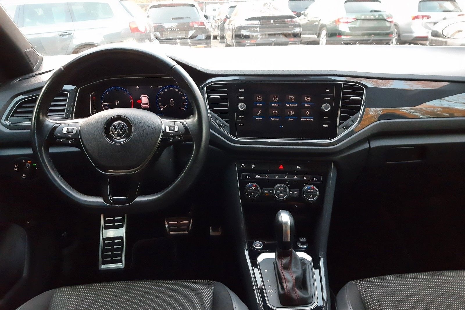 Volkswagen T-Roc Sport foto 7