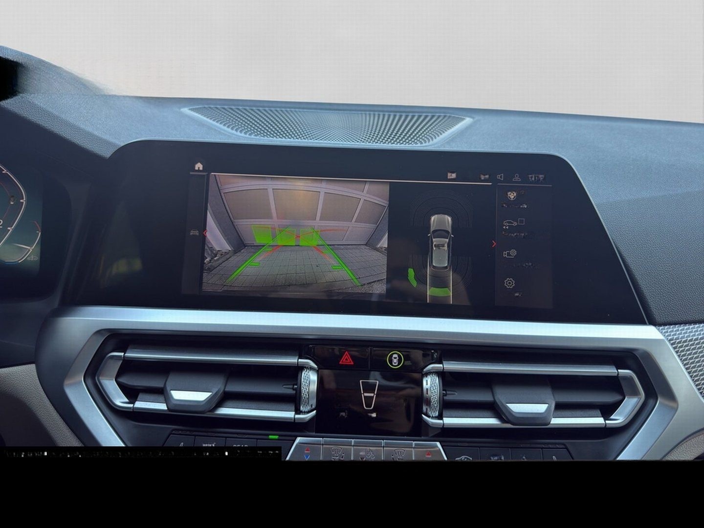 BMW 330 ix M Sport Leder Live Prof Standhzg AHK LED foto 11