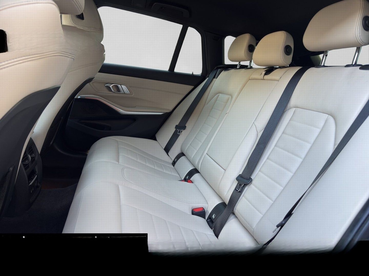BMW 330 ix M Sport Leder Live Prof Standhzg AHK LED foto 20