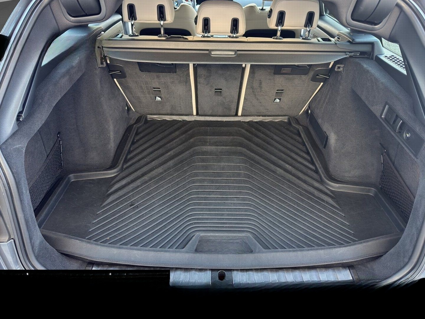 BMW 330 ix M Sport Leder Live Prof Standhzg AHK LED foto 25