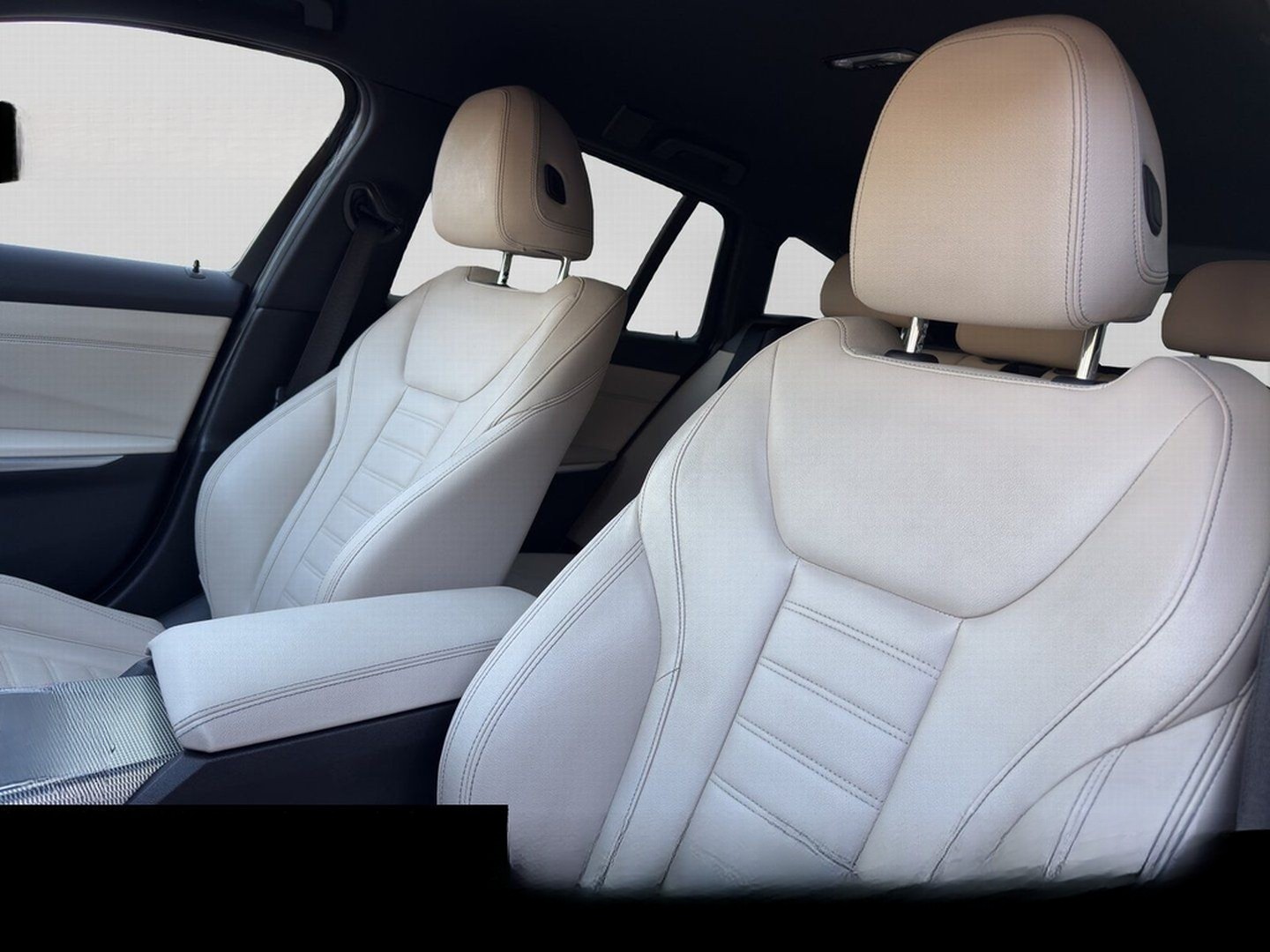 BMW 330 ix M Sport Leder Live Prof Standhzg AHK LED foto 4