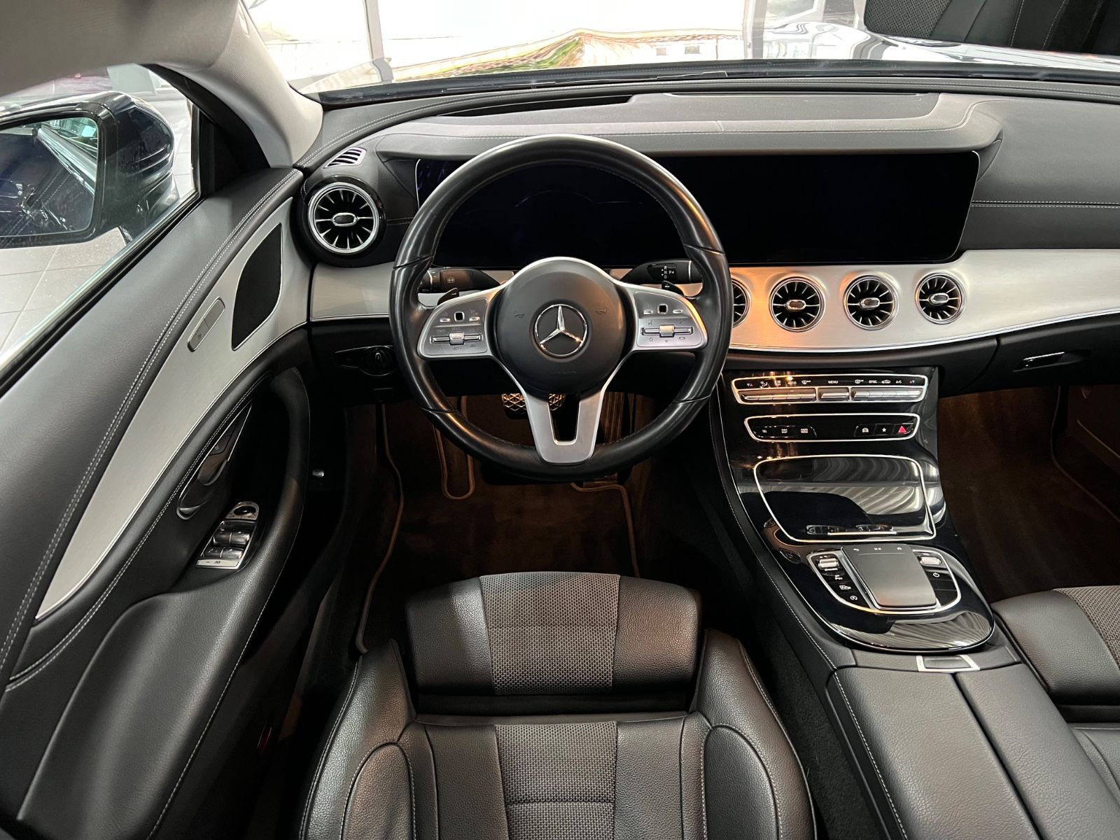 Mercedes-Benz CLS 400 d 4M Avantgarde Widescreen+Park360°+AHK. foto 14