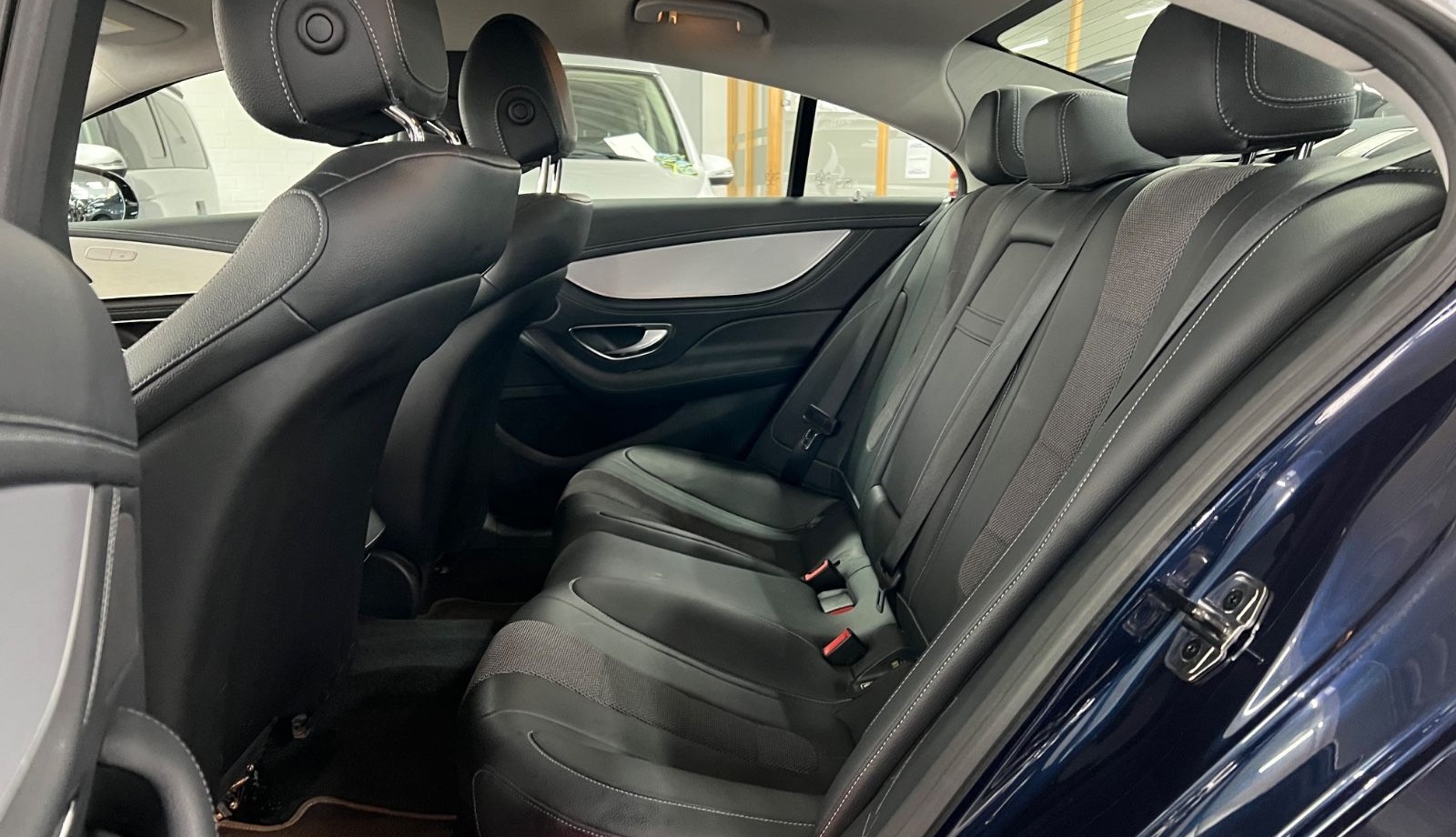 Mercedes-Benz CLS 400 d 4M Avantgarde Widescreen+Park360°+AHK. foto 23