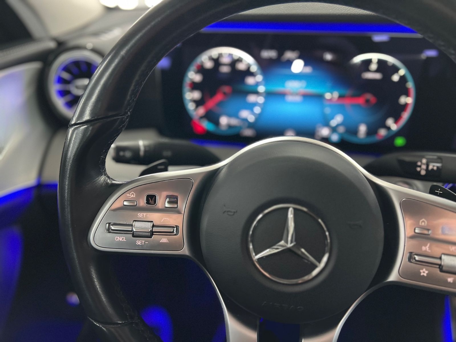 Mercedes-Benz CLS 400 d 4M Avantgarde Widescreen+Park360°+AHK. foto 25