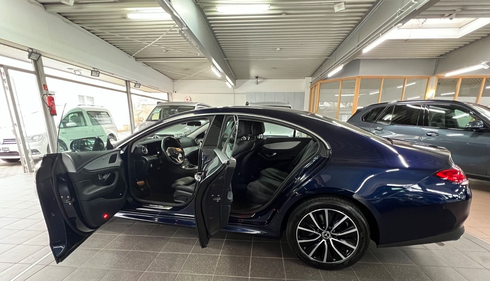 Mercedes-Benz CLS 400 d 4M Avantgarde Widescreen+Park360°+AHK. foto 7