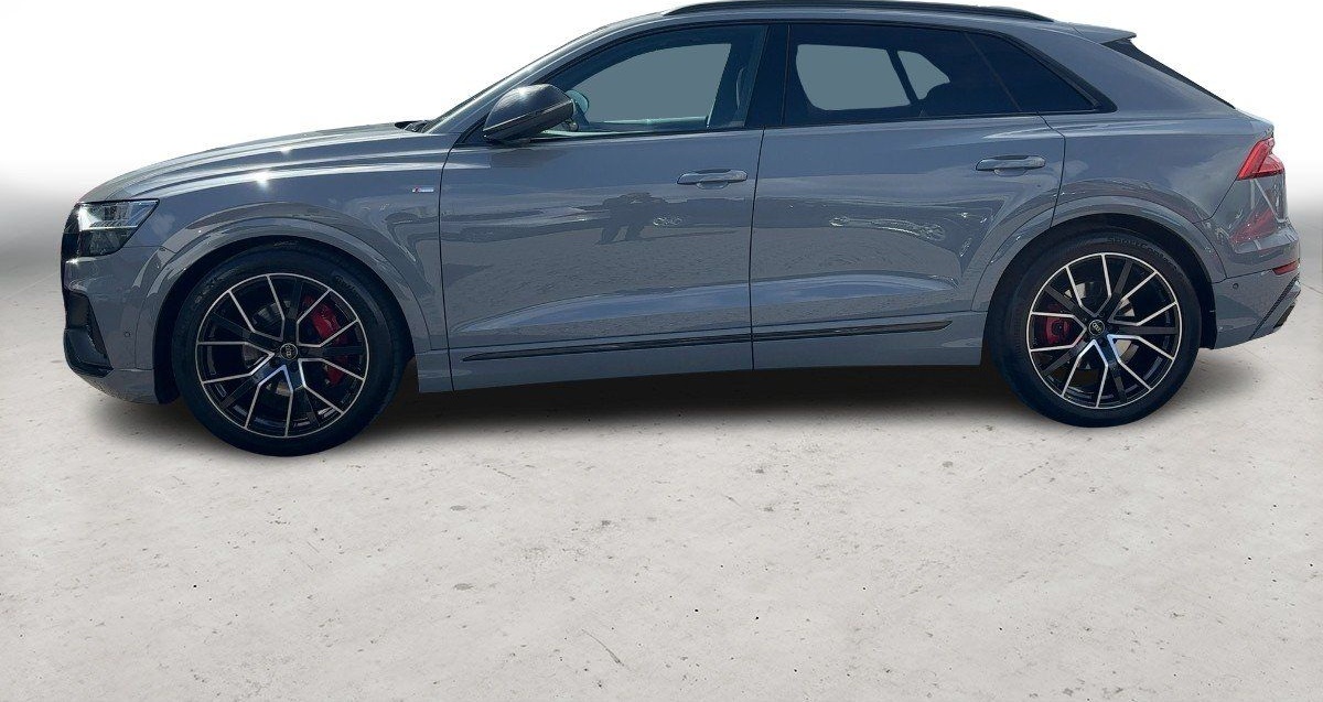 Audi Q8 50 TDI S-Line COMPETITION PLUS MATRIX+BLACK foto 3