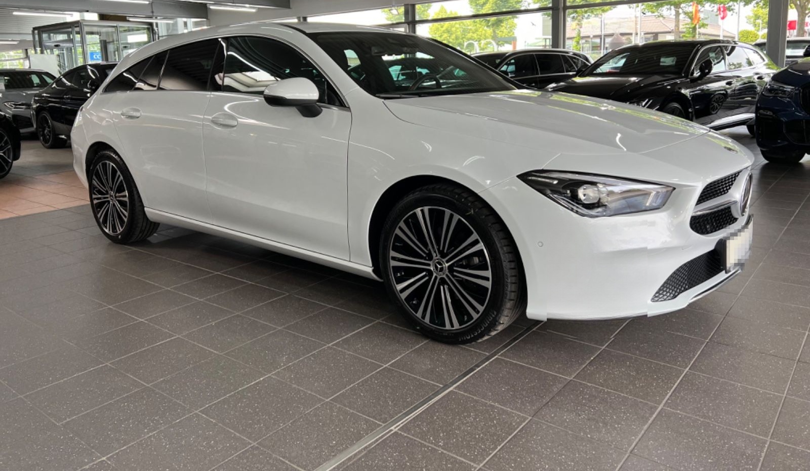 Mercedes-Benz CLA 200d Shooting Brake Progressive SUPER foto 2
