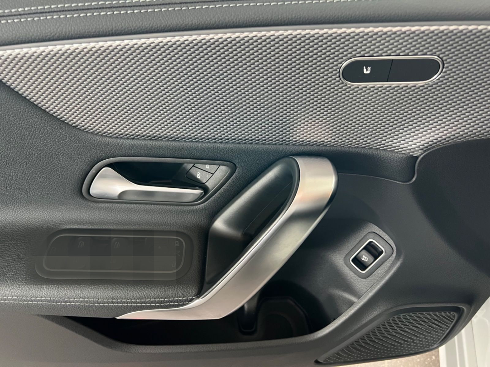 Mercedes-Benz CLA 200d Shooting Brake Progressive SUPER foto 22