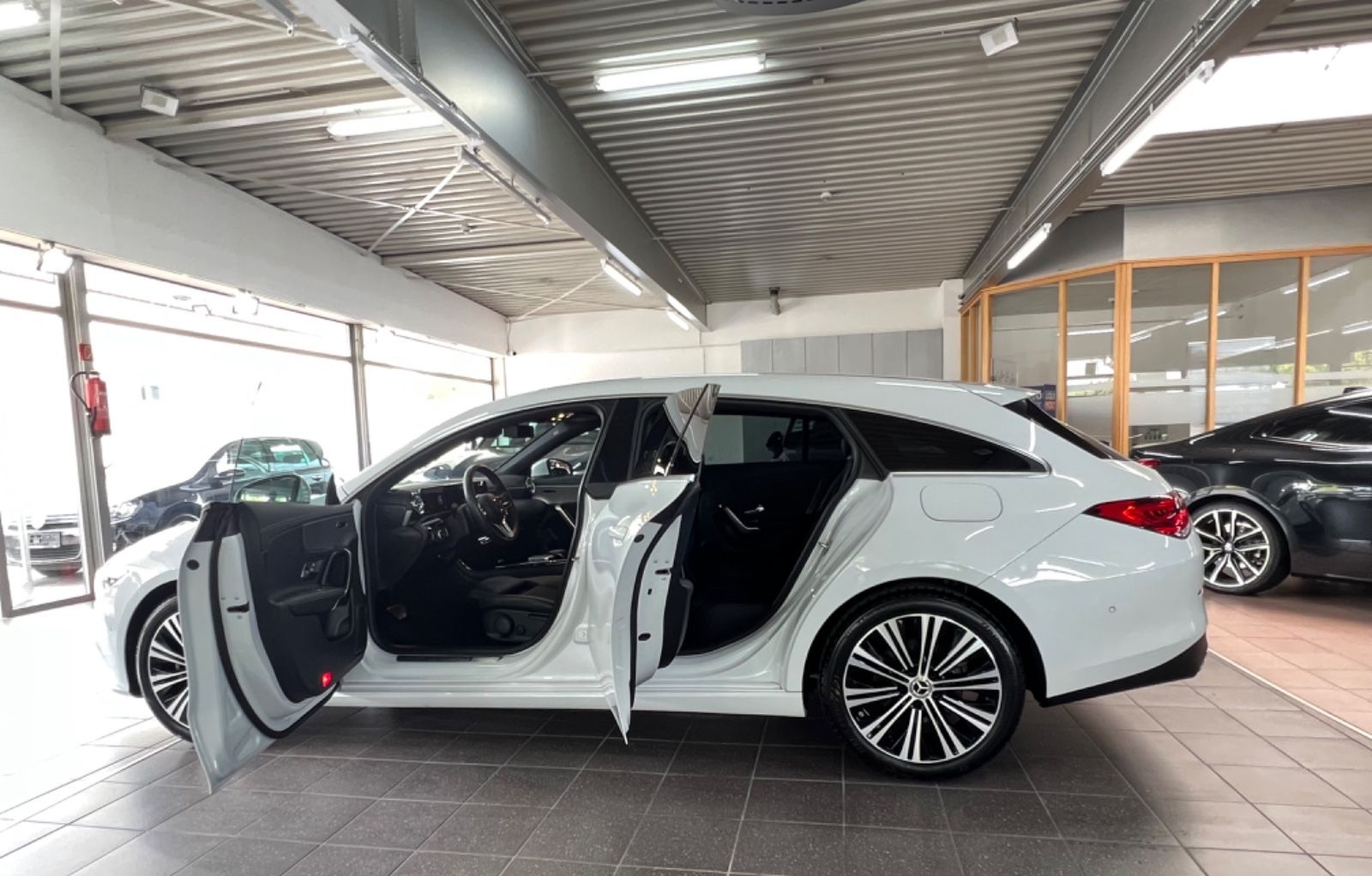 Mercedes-Benz CLA 200d Shooting Brake Progressive SUPER foto 6