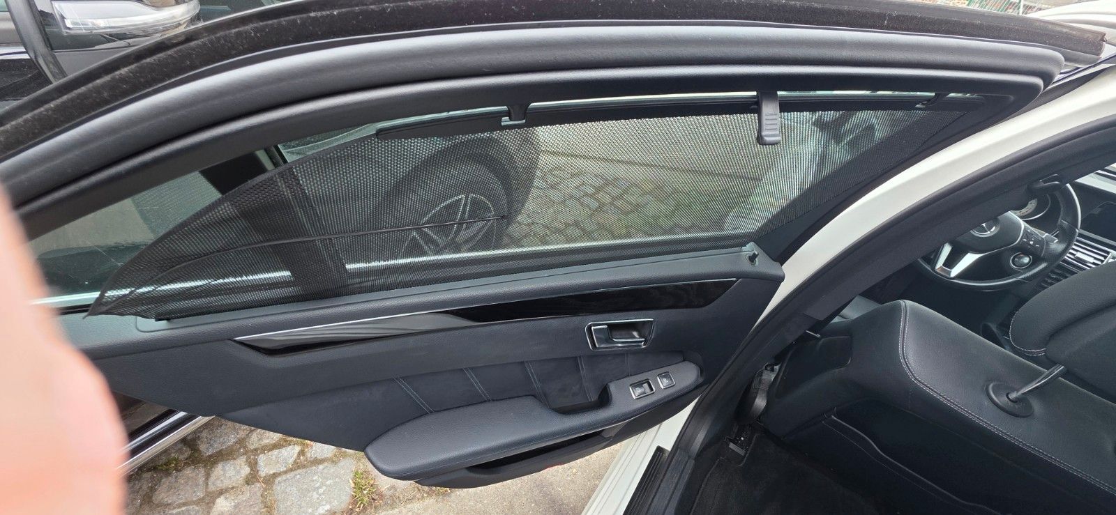 Mercedes-Benz E 400 Hybrid AVANTGARDE foto 16