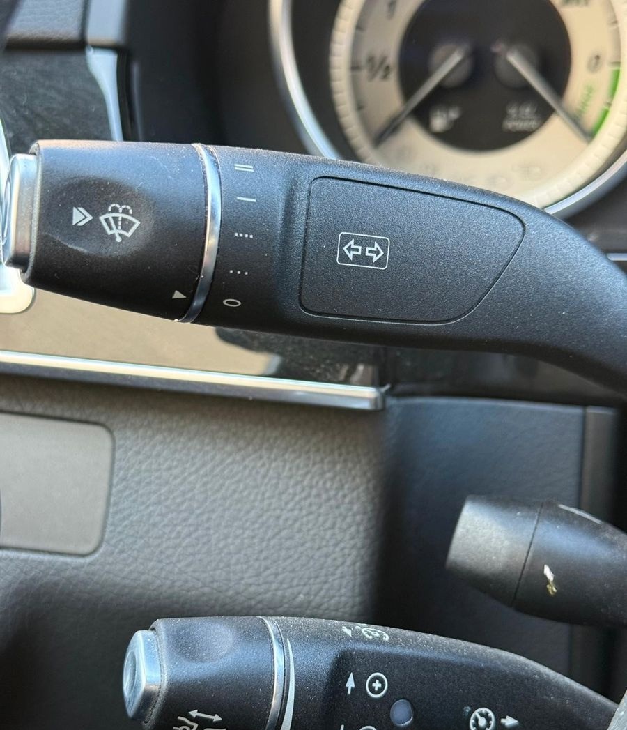 Mercedes-Benz E 400 Hybrid AVANTGARDE foto 18