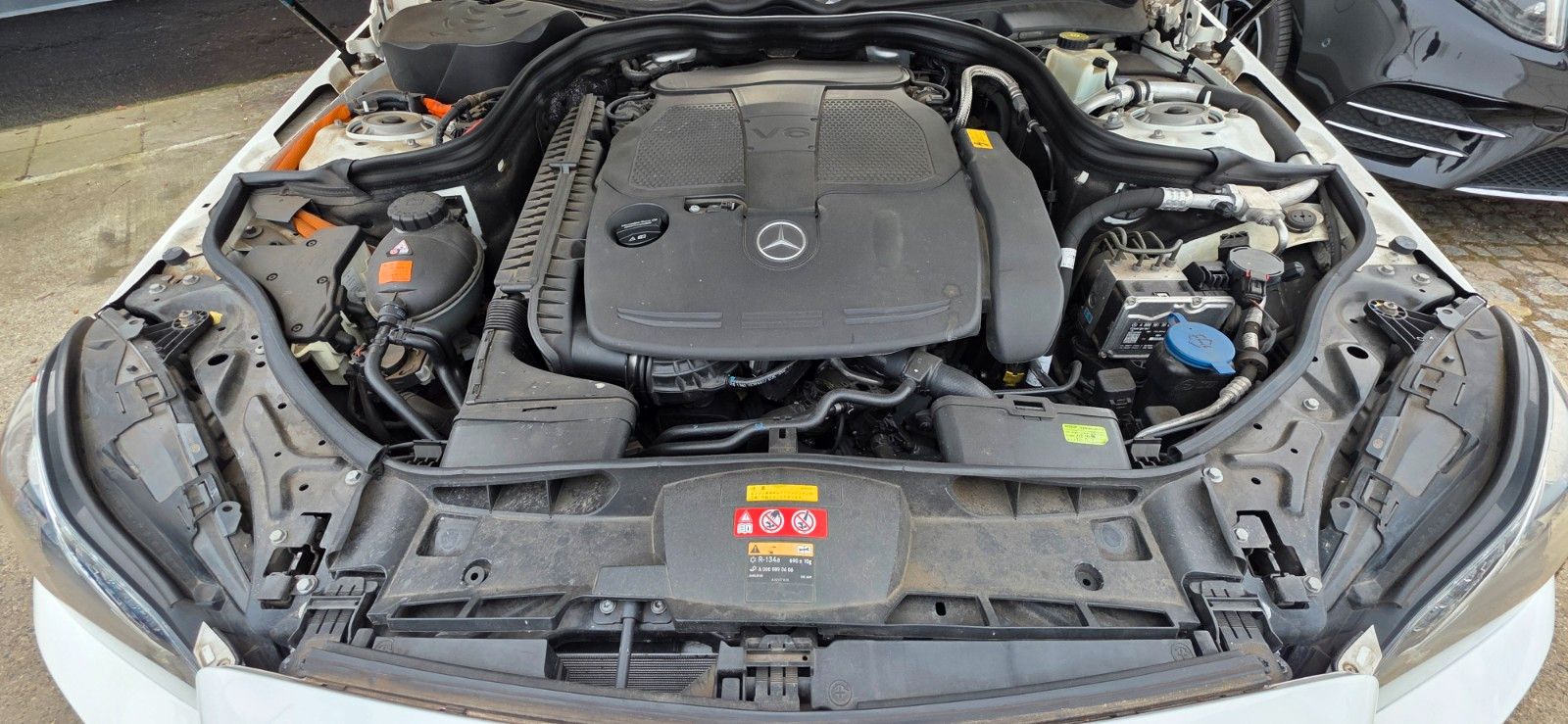 Mercedes-Benz E 400 Hybrid AVANTGARDE foto 20