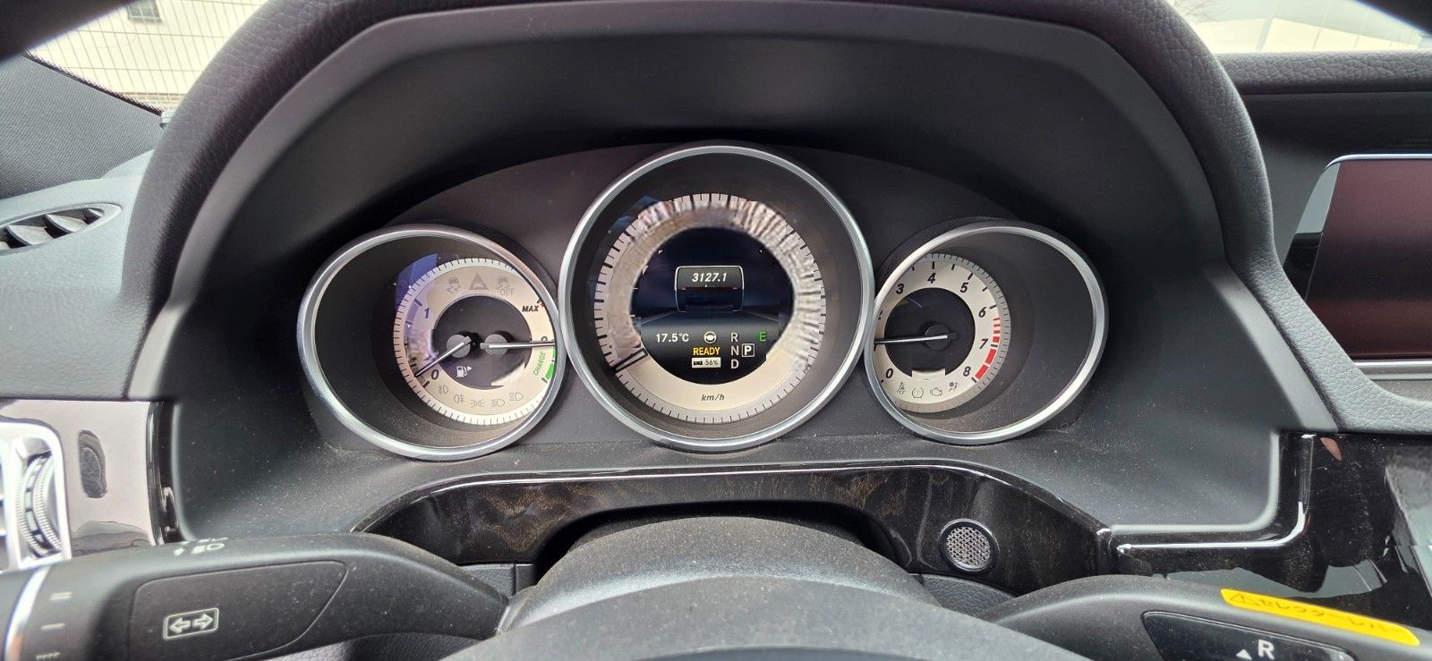 Mercedes-Benz E 400 Hybrid AVANTGARDE foto 22