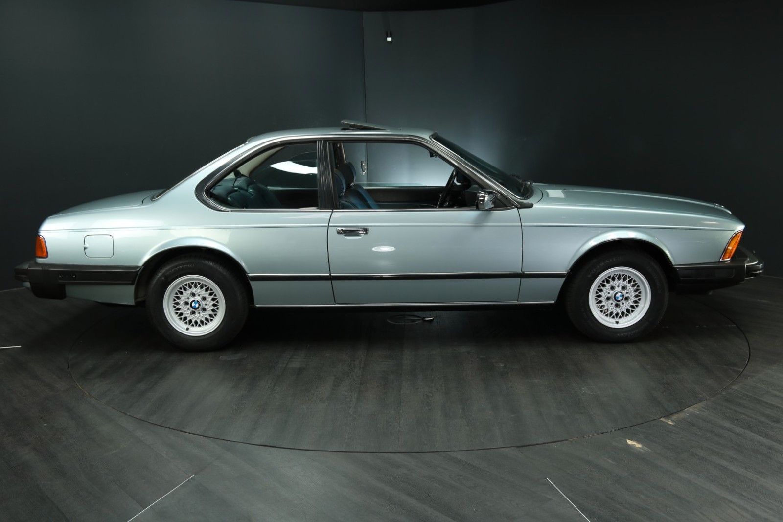 BMW 633 CSi foto 7