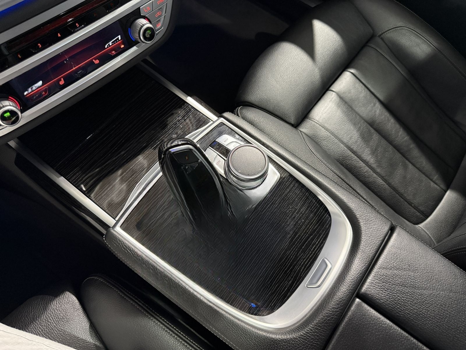BMW 730 d M-Sportpaket*G.SHD*HEADUP*KAMERA*MASSAGE foto 21