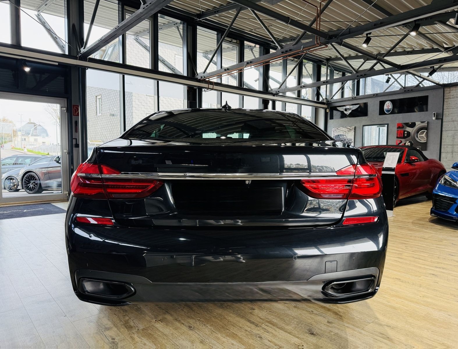 BMW 730 d M-Sportpaket*G.SHD*HEADUP*KAMERA*MASSAGE foto 5