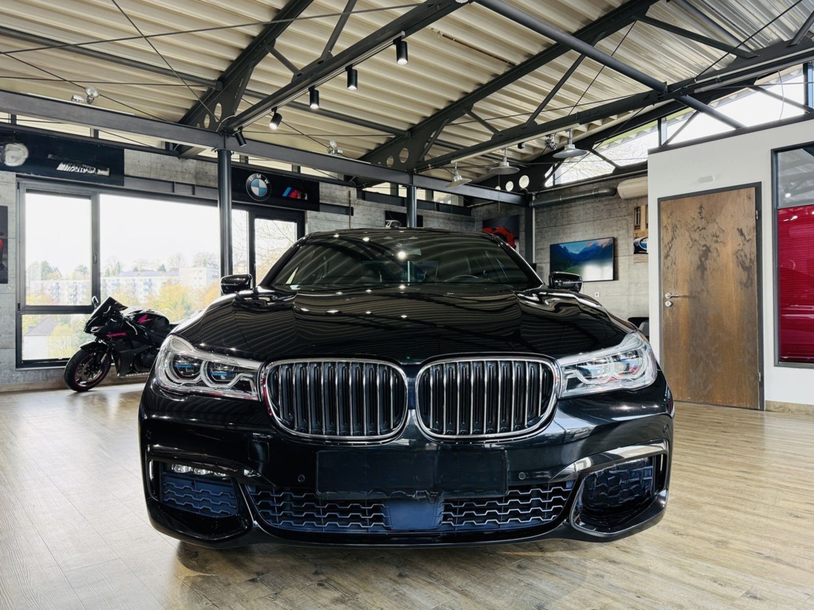 BMW 730 d M-Sportpaket*G.SHD*HEADUP*KAMERA*MASSAGE foto 9