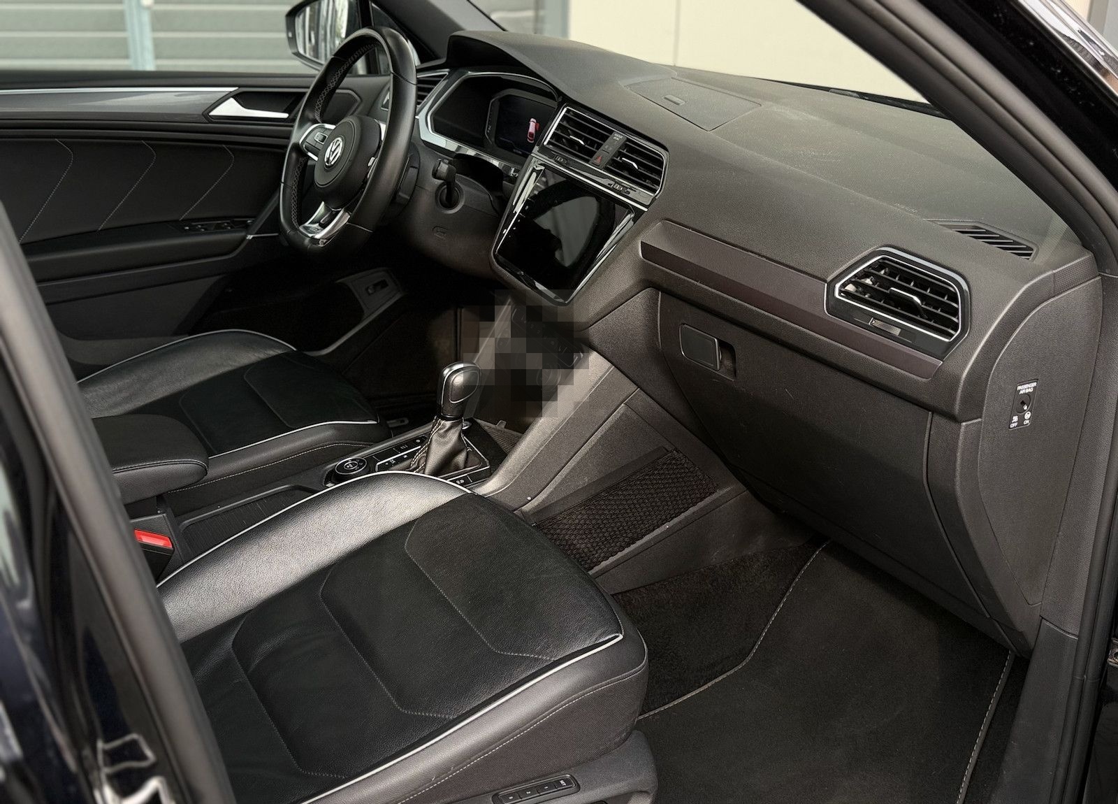 Volkswagen Tiguan Allspace R-LIne / 4Motion / Pano / Memory foto 18