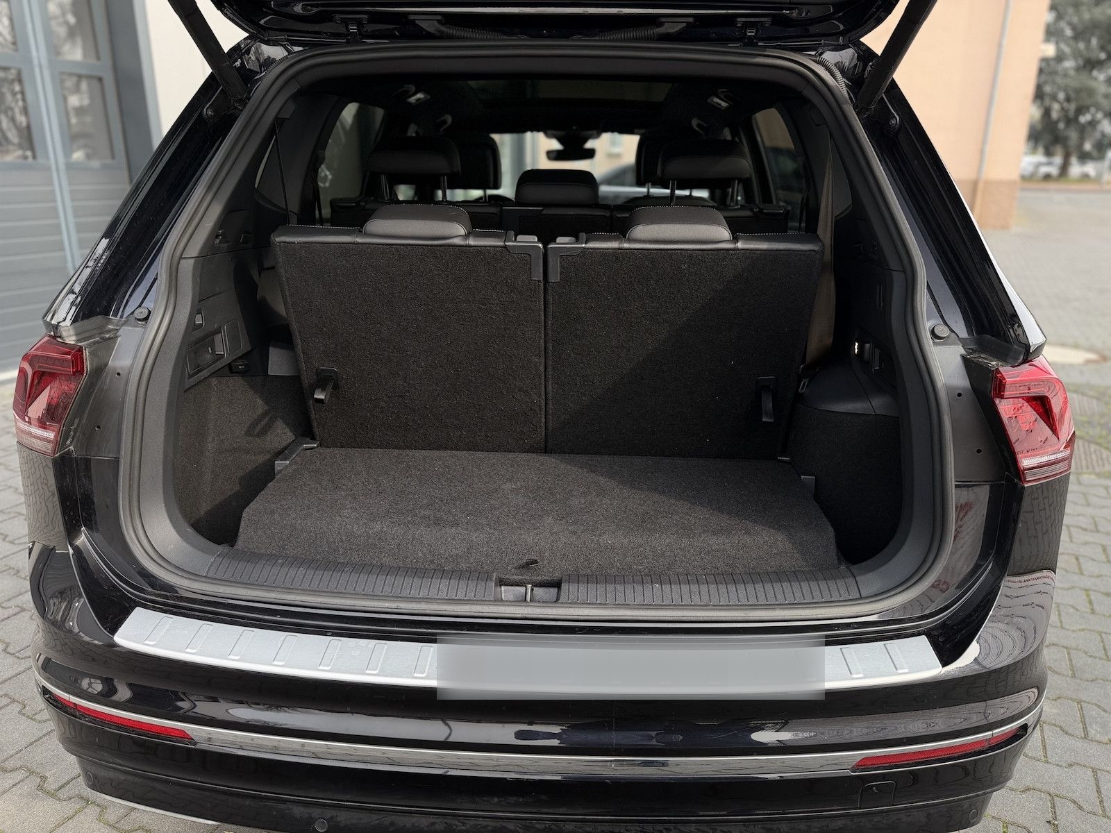 Volkswagen Tiguan Allspace R-LIne / 4Motion / Pano / Memory foto 22