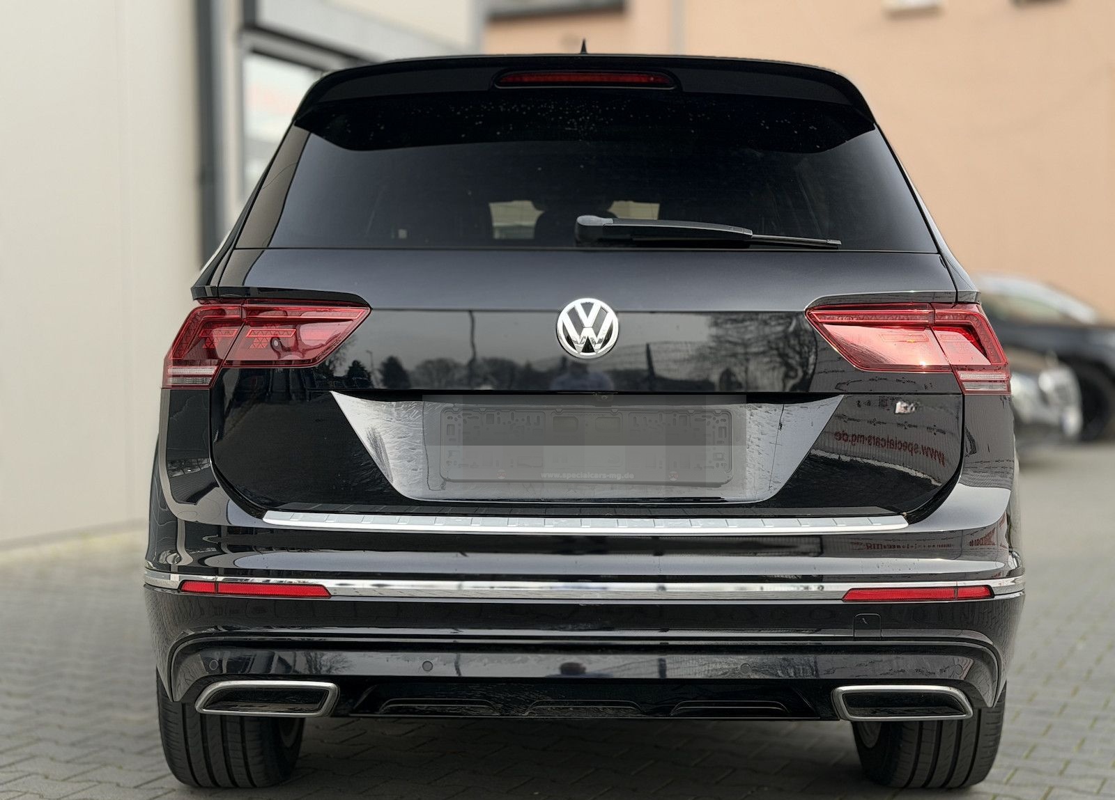 Volkswagen Tiguan Allspace R-LIne / 4Motion / Pano / Memory foto 10