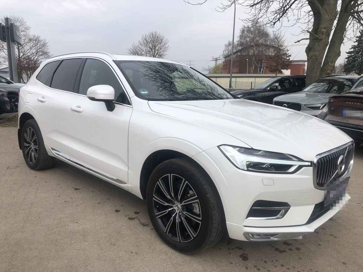 Volvo XC60 B4 Inscription Panoramdach Anhängerzug foto 2