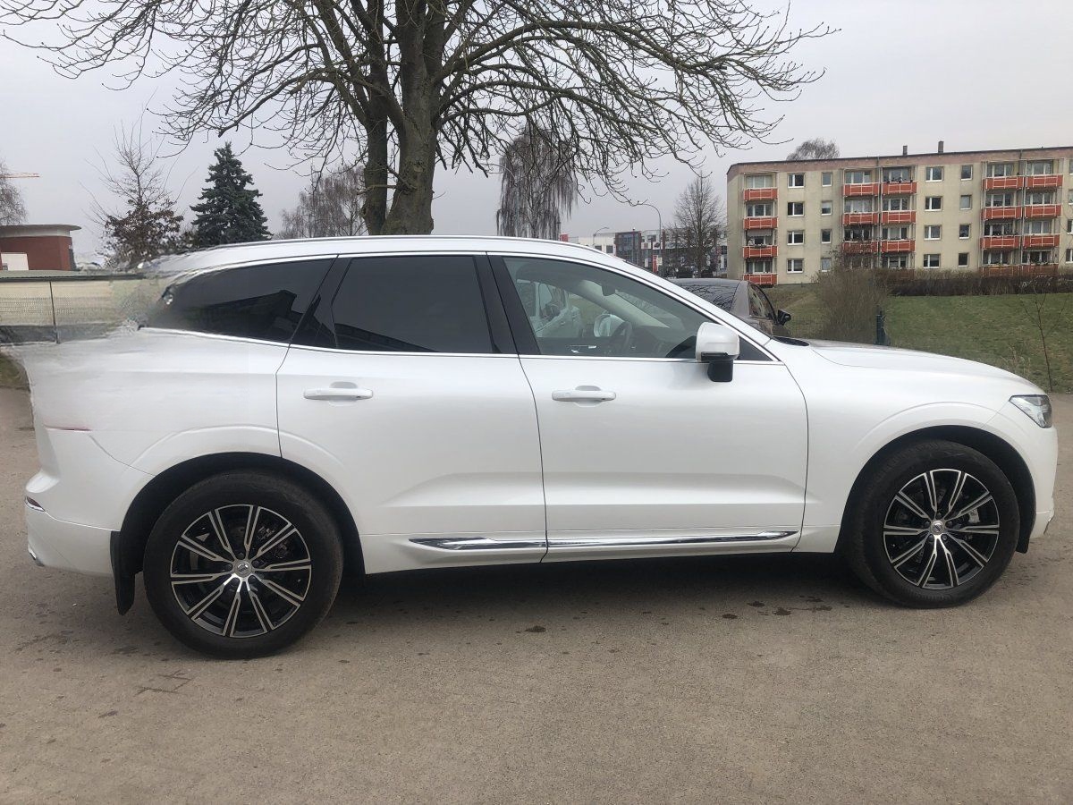 Volvo XC60 B4 Inscription Panoramdach Anhängerzug foto 6