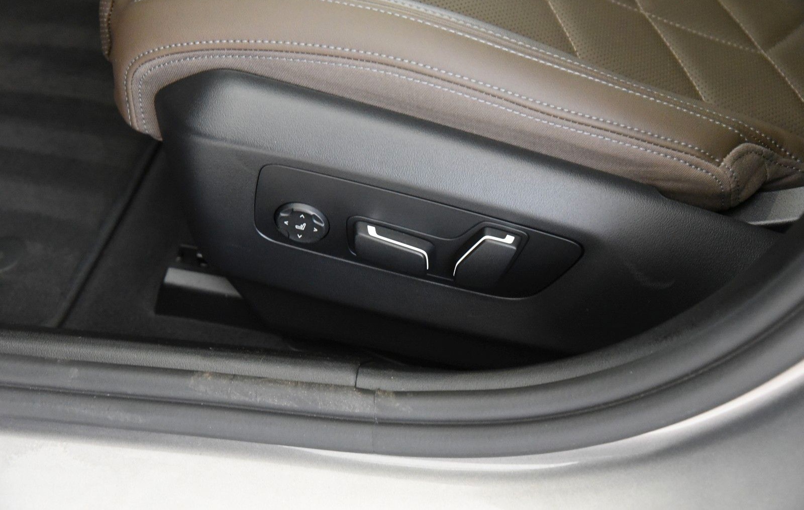 BMW 520d xDrive M Sport Pro ACC Pano LED 360° AHK foto 18